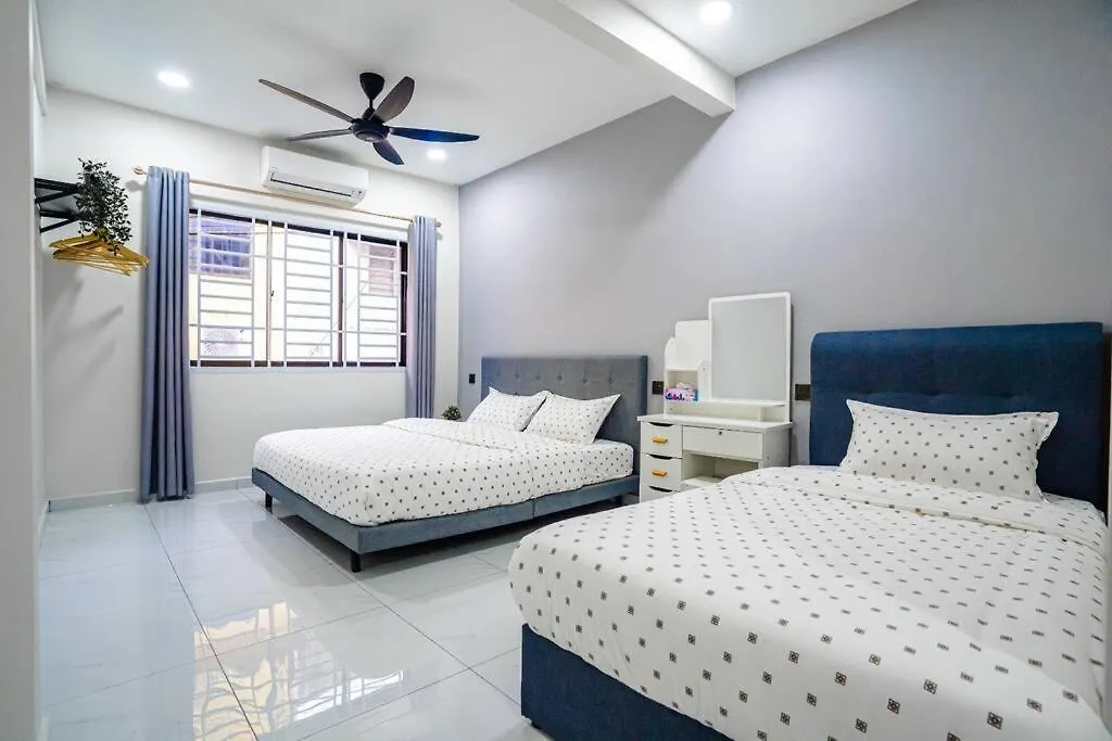 668Homestaytmn Sentosa大丰18Bed Near Mid Valley Johor Bahru 0*,  Malaysia