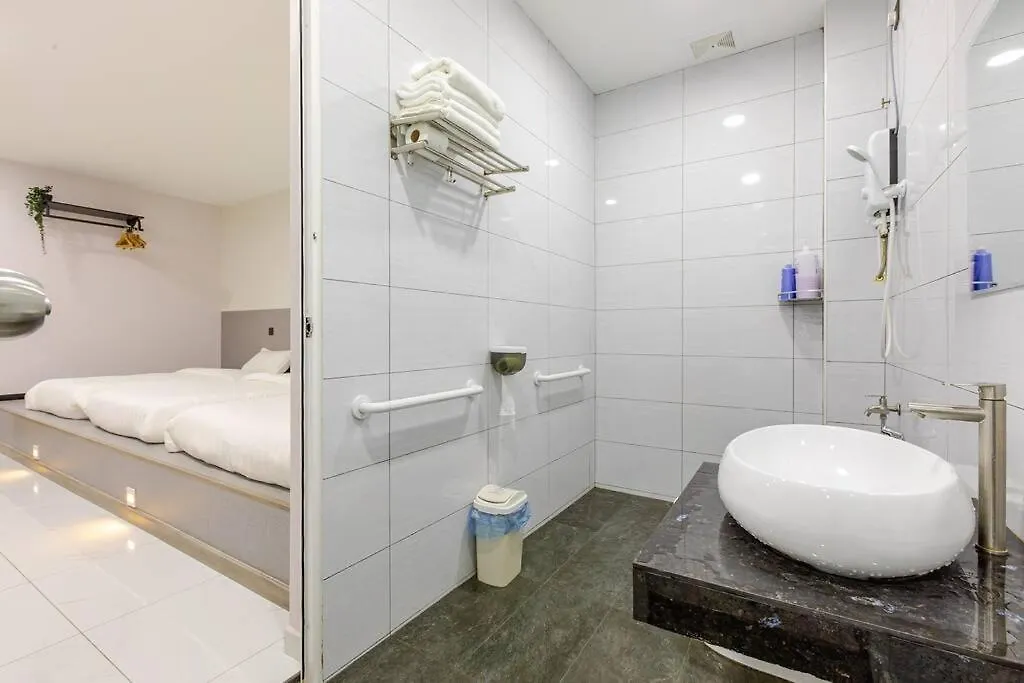 668Homestaytmn Sentosa大丰18Bed Near Mid Valley Johor Bahru 0*,  Malaysia
