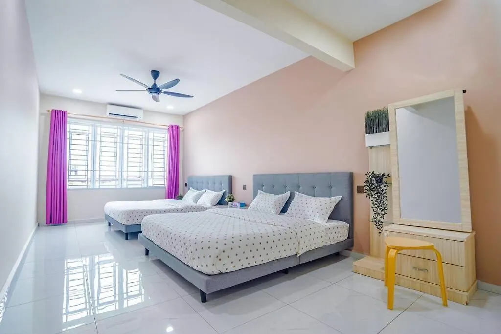 Holiday home 668Homestaytmn Sentosa大丰18Bed Near Mid Valley Johor Bahru Malaysia